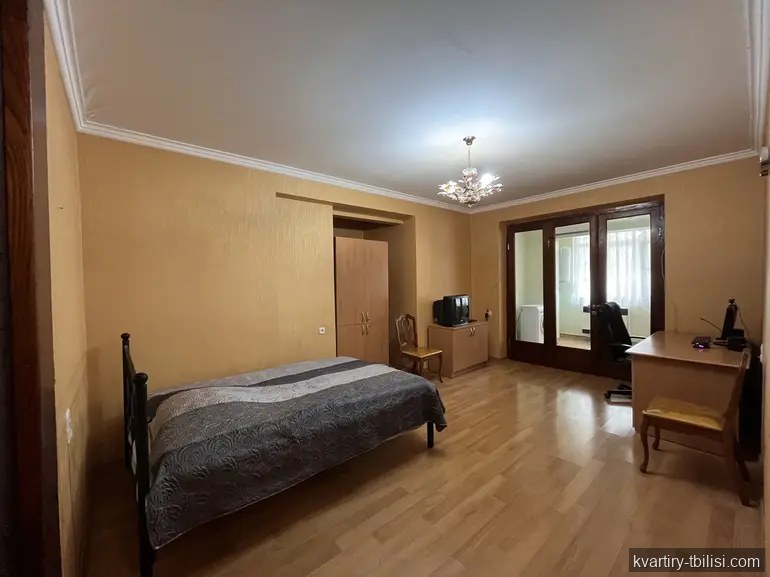 Трёхкомнатная квартира на Сабуртало — 500 USD/мес | Tbilisi Homes