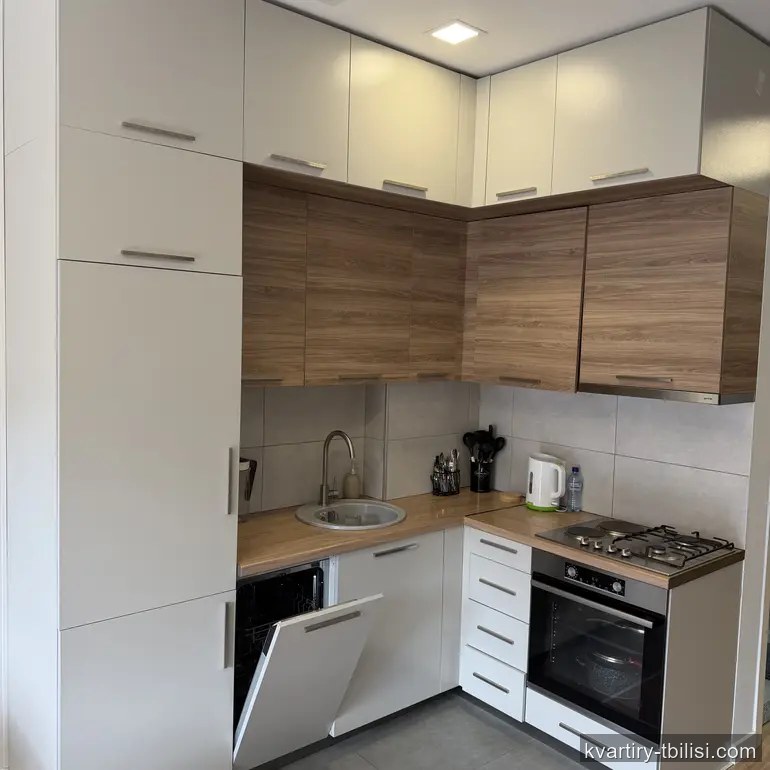 Трёхкомнатная квартира на Сабуртало — 1 300 USD/мес | Tbilisi Homes