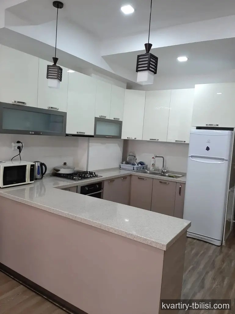 Трёхкомнатная квартира на Сабуртало — 700 USD/мес | Tbilisi Homes
