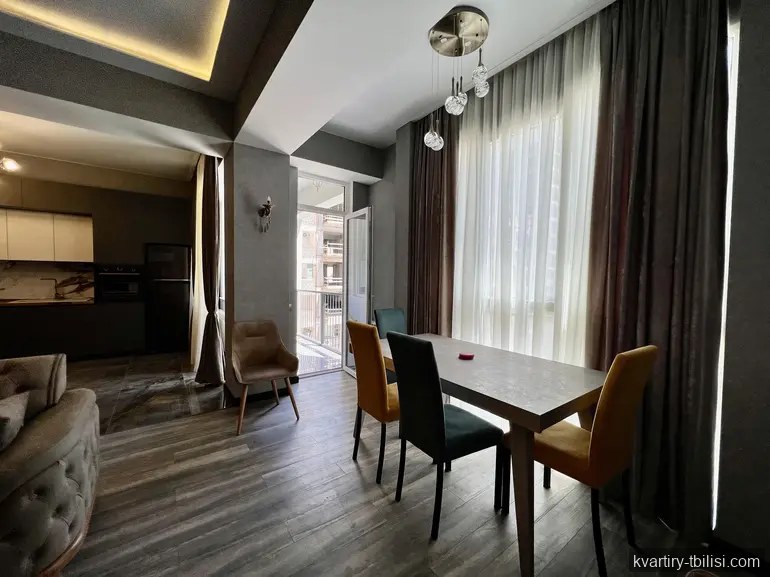 Трёхкомнатная квартира на Сабуртало — 1 300 USD/мес | Tbilisi Homes