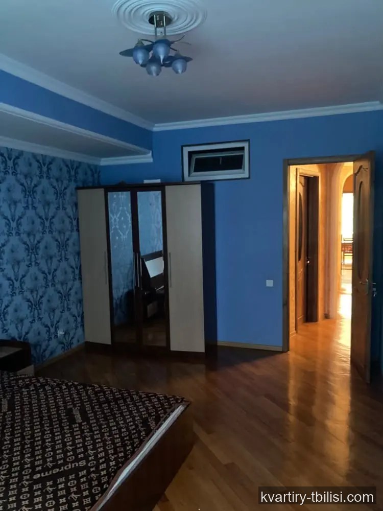 Трёхкомнатная квартира на Сабуртало — 800 USD/мес | Tbilisi Homes