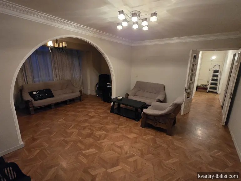Трёхкомнатная квартира на Сабуртало — 850 USD/мес | Tbilisi Homes