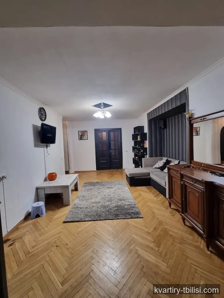 Трёхкомнатная квартира на Сабуртало — 750 USD/мес | Tbilisi Homes