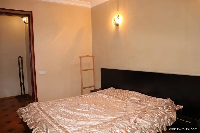 Трёхкомнатная квартира на Сабуртало — 566 USD/мес | Tbilisi Homes