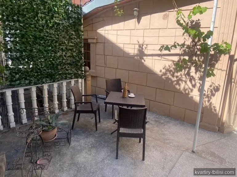 Трёхкомнатная квартира на Сабуртало — 700 USD/мес | Tbilisi Homes