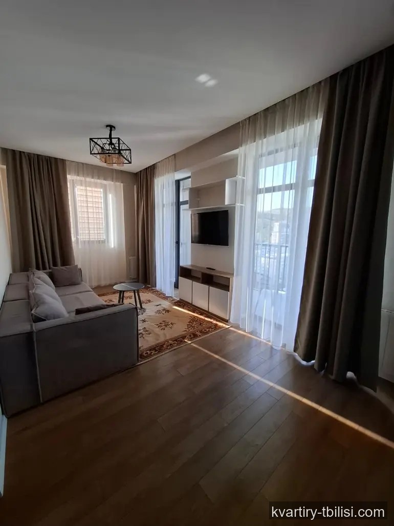 Трёхкомнатная квартира на Сабуртало — 850 USD/мес | Tbilisi Homes