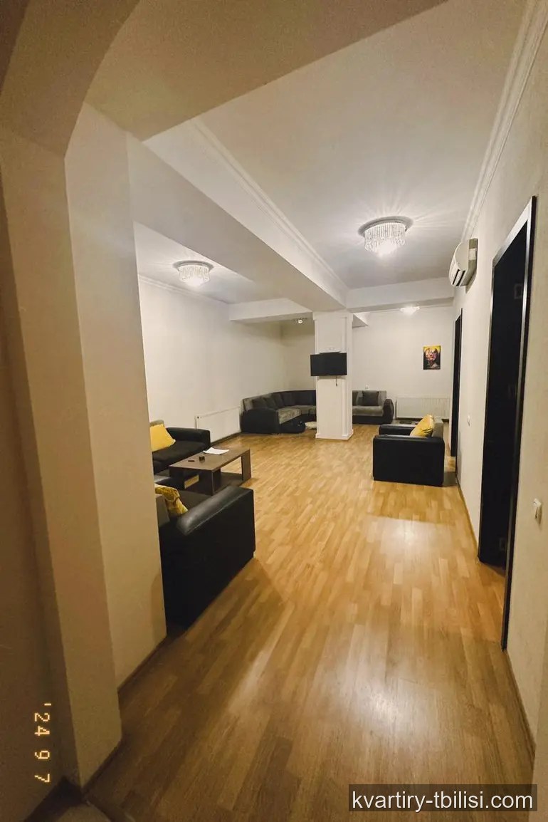Четырёхкомнатная квартира на Сабуртало — 1 000 USD/мес | Tbilisi Homes