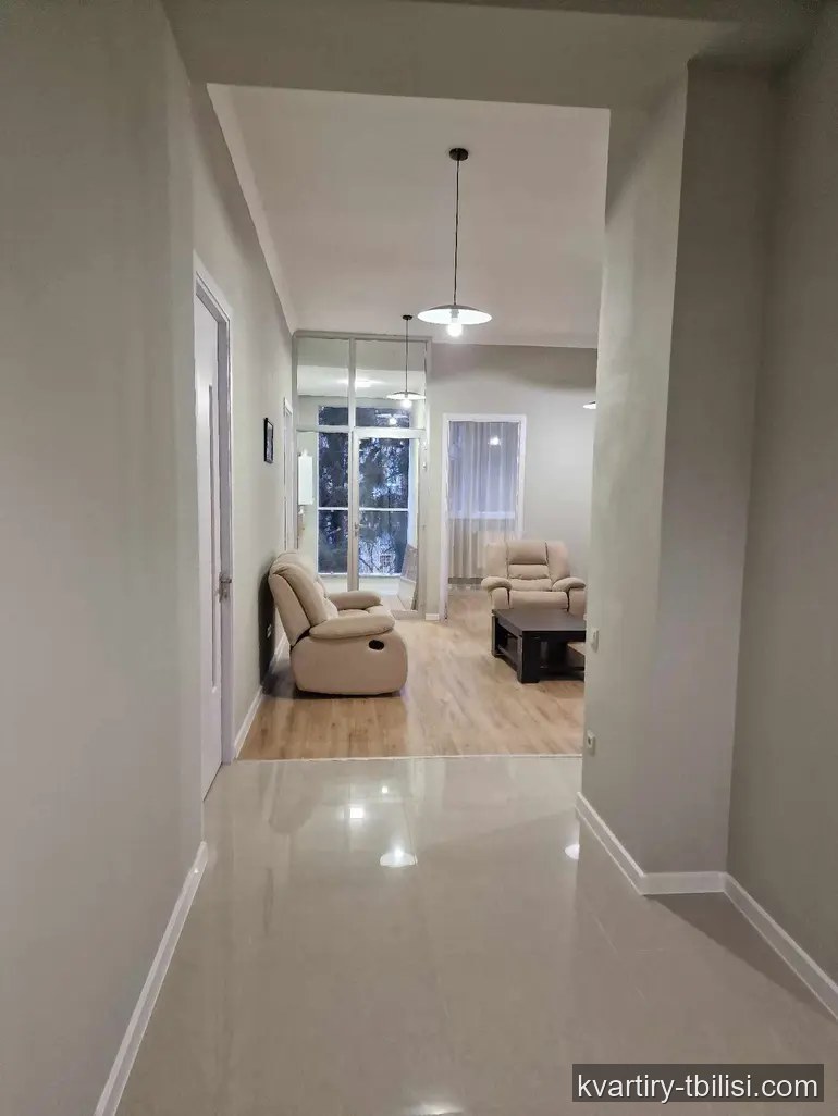 Четырёхкомнатная квартира на Сабуртало — 900 USD/мес | Tbilisi Homes