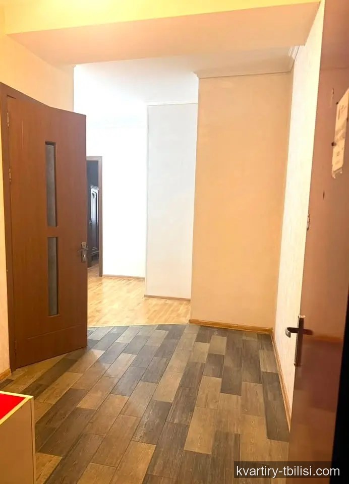 Четырёхкомнатная квартира на Сабуртало — 1 000 USD/мес | Tbilisi Homes