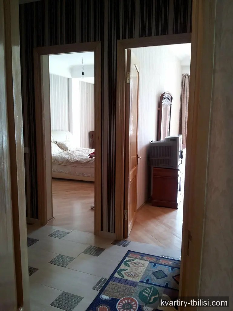 Четырёхкомнатная квартира на Сабуртало — 1 200 USD/мес | Tbilisi Homes