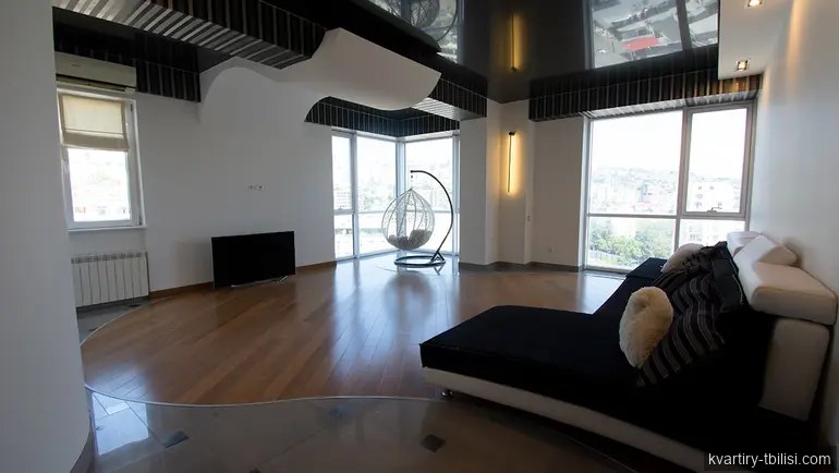 Четырёхкомнатная квартира на Сабуртало — 1 500 USD/мес | Tbilisi Homes