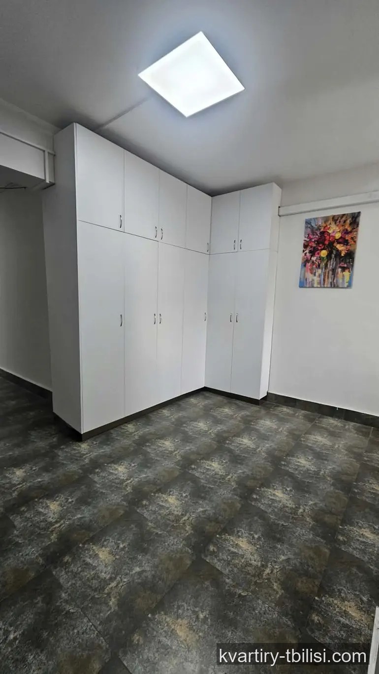 Четырёхкомнатная квартира на Сабуртало — 1 400 USD/мес | Tbilisi Homes