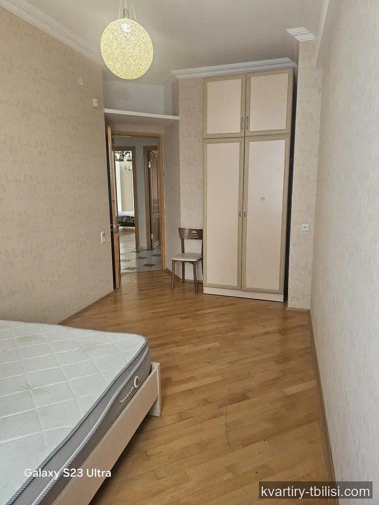 Четырёхкомнатная квартира на Сабуртало — 1 200 USD/мес | Tbilisi Homes