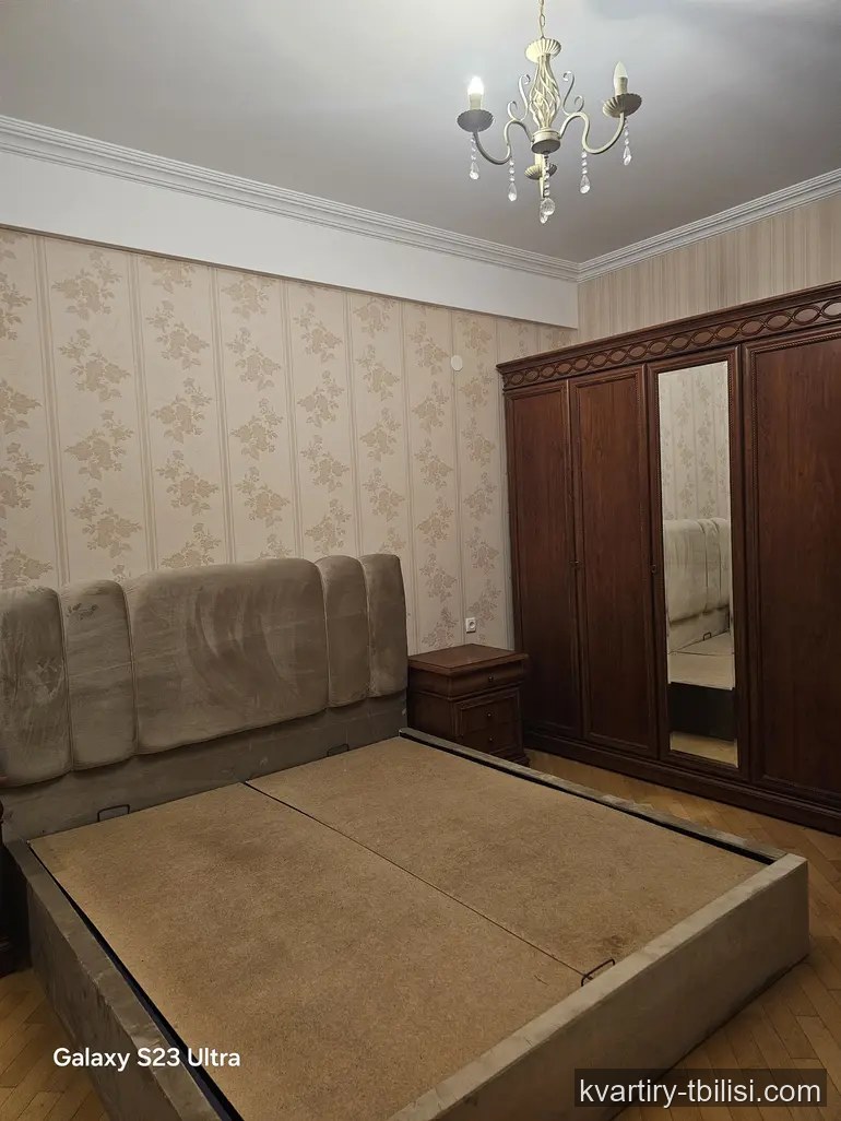 Четырёхкомнатная квартира на Сабуртало — 1 200 USD/мес | Tbilisi Homes