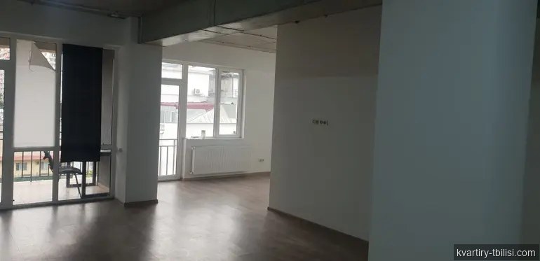 Четырёхкомнатная квартира на Сабуртало — 800 USD/мес | Tbilisi Homes