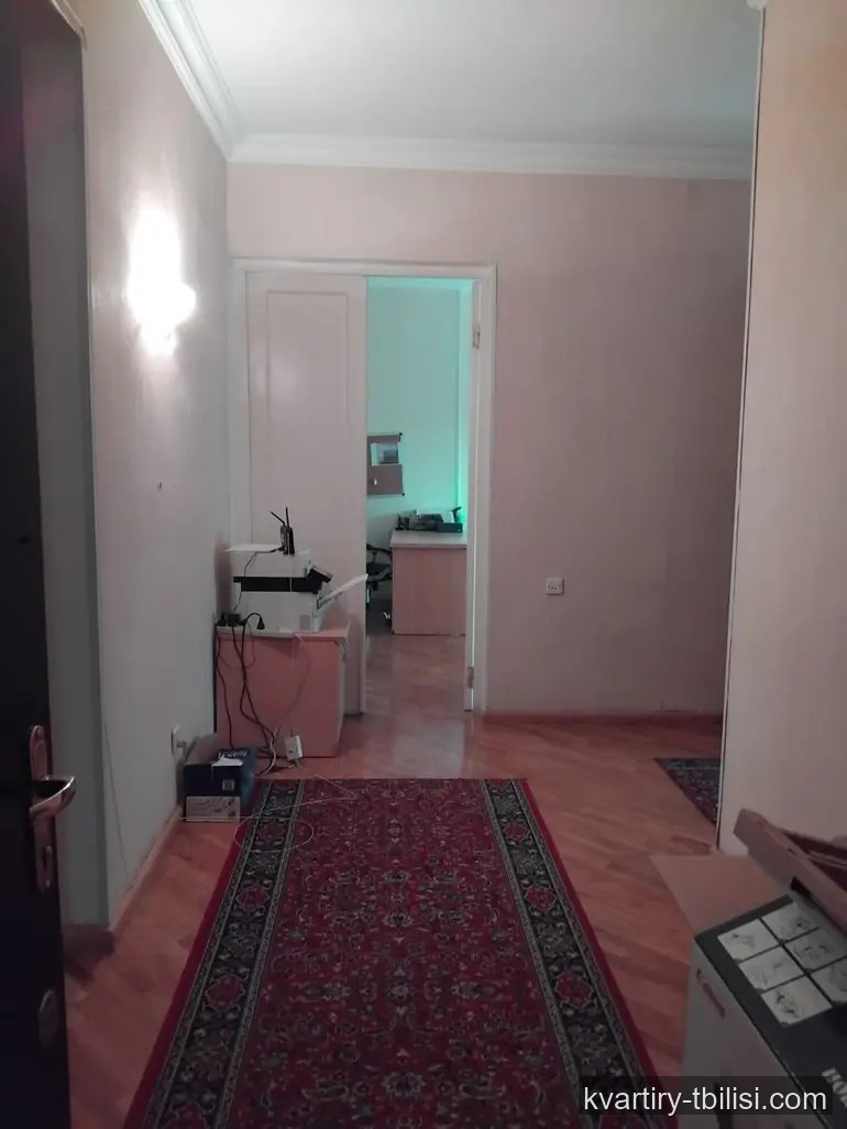 Четырёхкомнатная квартира на Сабуртало — 1 000 USD/мес | Tbilisi Homes