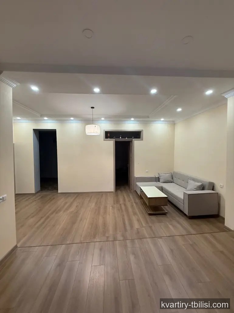 Четырёхкомнатная квартира на Сабуртало — 1 000 USD/мес | Tbilisi Homes