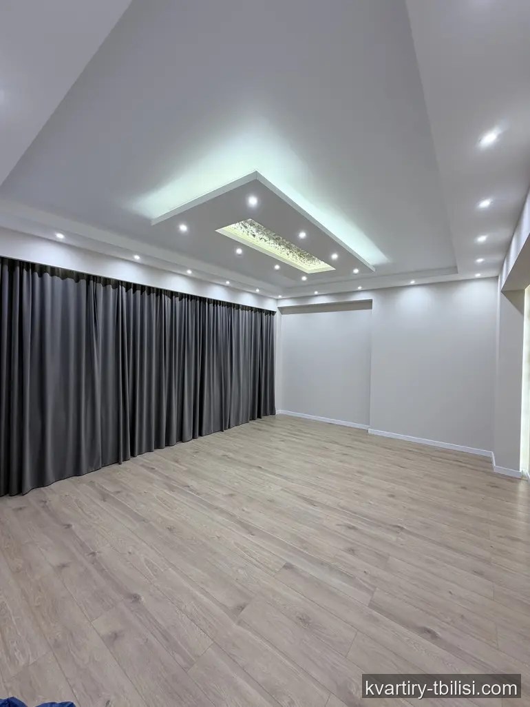 4-bedroom Apartment for rent in Saburtalo, Tbilisi, 160 sqm, floor 4/7 — 2 000 USD/month | Tbilisi Homes