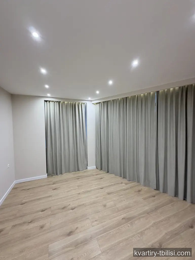 4-bedroom Apartment for rent in Saburtalo, Tbilisi, 160 sqm, floor 4/7 — 2 000 USD/month | Tbilisi Homes