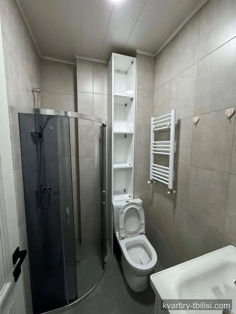 Четырёхкомнатная квартира на Сабуртало — 1 500 USD/мес | Tbilisi Homes