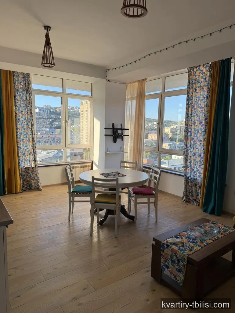 Четырёхкомнатная квартира на Сабуртало — 1 200 USD/мес | Tbilisi Homes