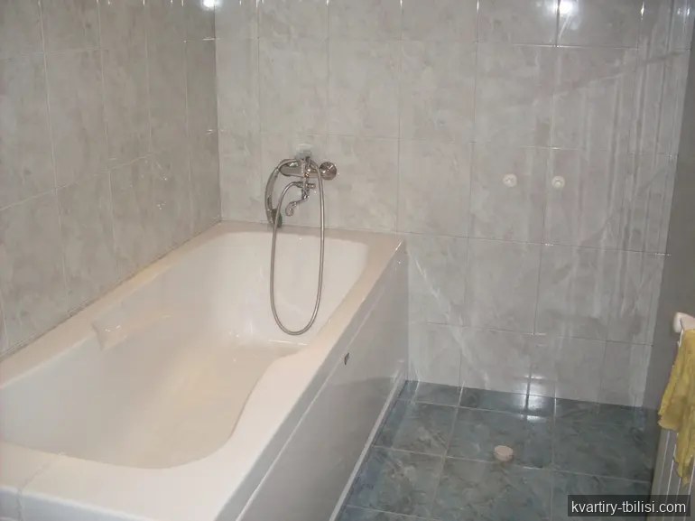 4-bedroom Apartment for rent in Saburtalo, Tbilisi, 155 sqm, floor 4/9 — 900 USD/month | Tbilisi Homes