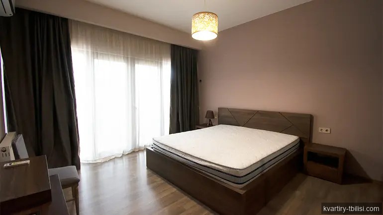 Четырёхкомнатная квартира на Сабуртало — 2 000 USD/мес | Tbilisi Homes