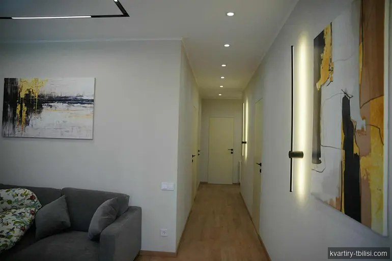 Четырёхкомнатная квартира на Сабуртало — 2 100 USD/мес | Tbilisi Homes