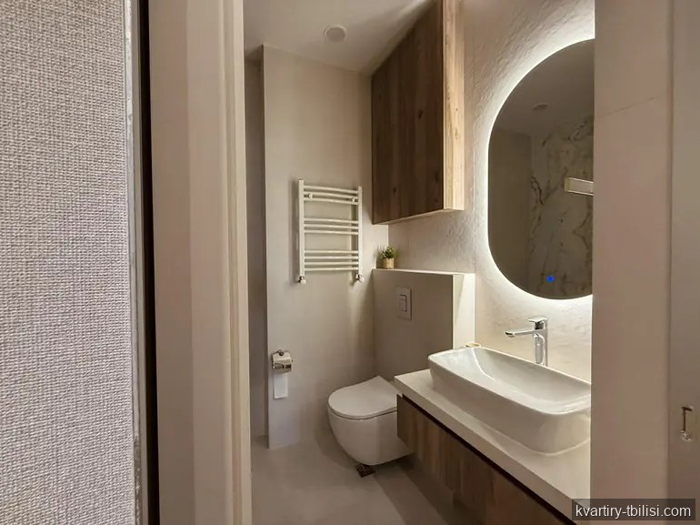 Четырёхкомнатная квартира на Сабуртало — 2 100 USD/мес | Tbilisi Homes