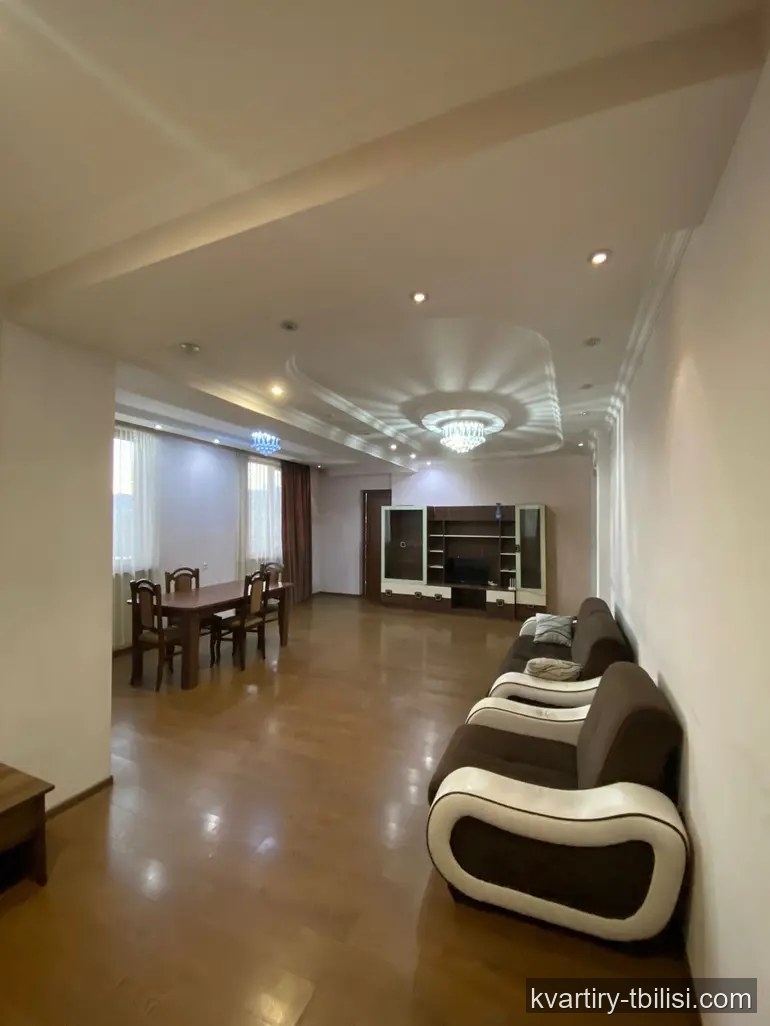 5-комнатная квартира на Сабуртало — 1 300 USD/мес | Tbilisi Homes