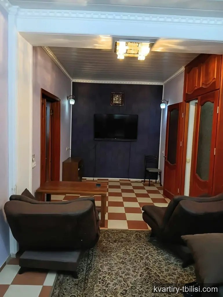 5-комнатная квартира на Сабуртало — 950 USD/мес | Tbilisi Homes