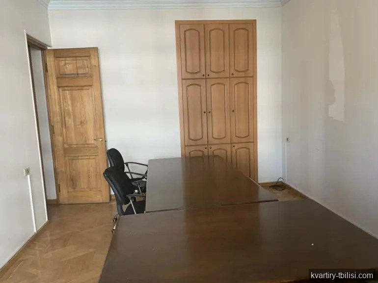5-комнатная квартира на Сабуртало — 900 USD/мес | Tbilisi Homes