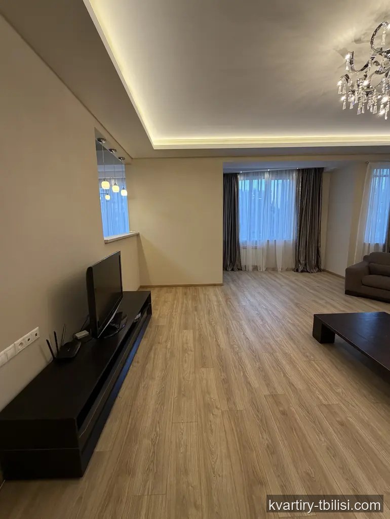 5-комнатная квартира на Сабуртало — 1 500 USD/мес | Tbilisi Homes
