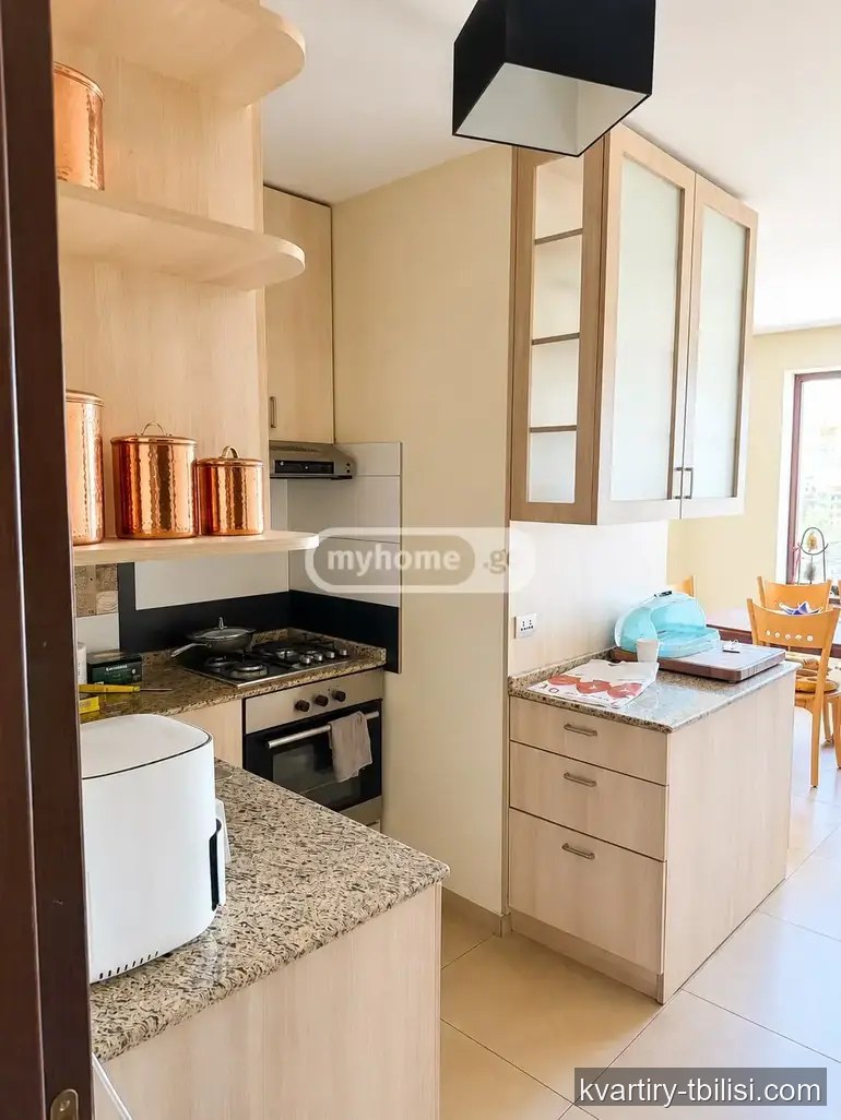5-комнатная квартира на Сабуртало — 900 USD/мес | Tbilisi Homes