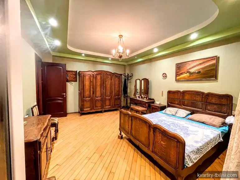 7-bedroom Apartment for rent in Saburtalo, Tbilisi, 290 sqm, floor 17/18 — 1 500 USD/month | Tbilisi Homes