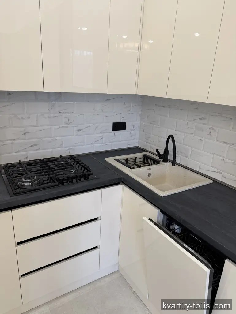 Трёхкомнатная квартира в Санзоне — 1 100 USD/мес | Tbilisi Homes