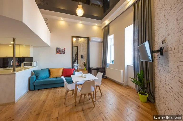1-bedroom Apartment for rent in Sololaki, Tbilisi, 40 sqm, floor 2/5 — 600 USD/month | Tbilisi Homes