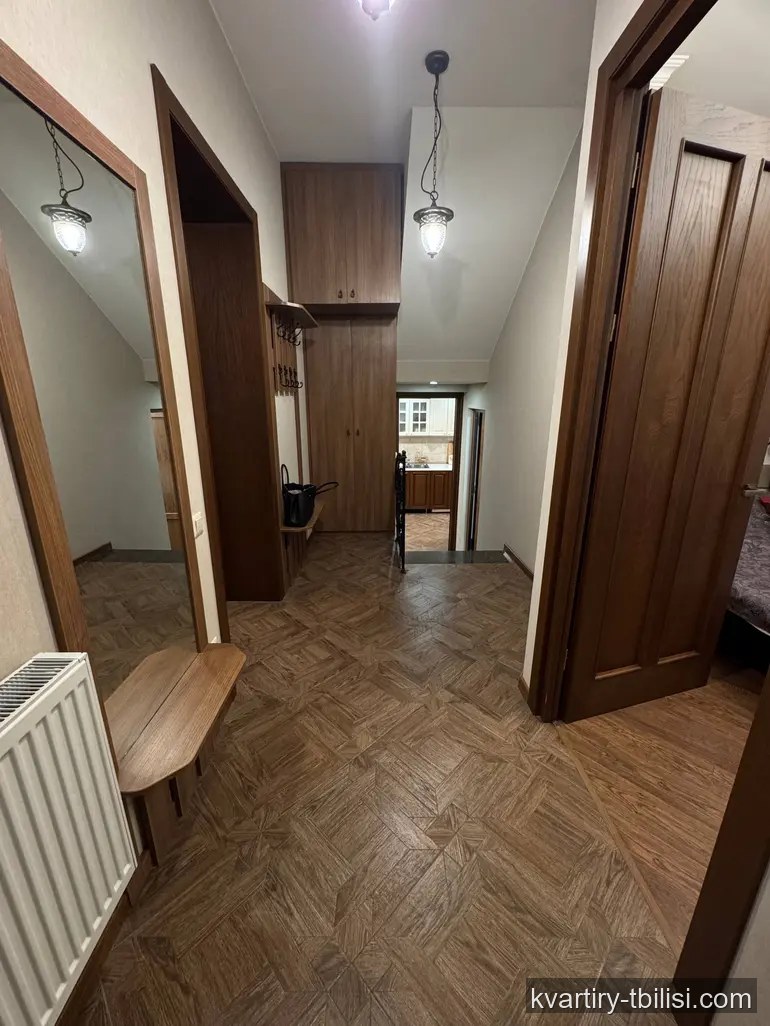 2-bedroom Apartment for rent in Sololaki, Tbilisi, 67 sqm, floor 1/3 — 750 USD/month | Tbilisi Homes