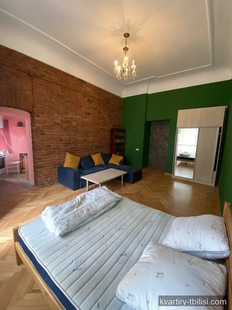 Двухкомнатная квартира в Сололаки — 450 USD/мес | Tbilisi Homes