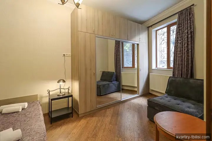 Двухкомнатная квартира в Сололаки — 750 USD/мес | Tbilisi Homes