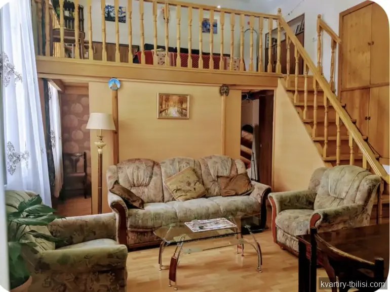 3-bedroom Apartment for rent in Sololaki, Tbilisi, 68 sqm, floor 2/3 — 700 USD/month | Tbilisi Homes