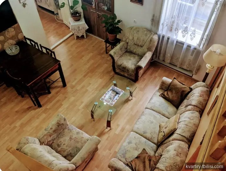 3-bedroom Apartment for rent in Sololaki, Tbilisi, 68 sqm, floor 2/3 — 700 USD/month | Tbilisi Homes