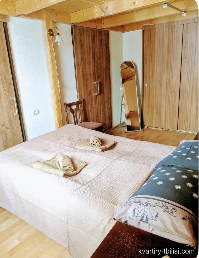 3-bedroom Apartment for rent in Sololaki, Tbilisi, 68 sqm, floor 2/3 — 700 USD/month | Tbilisi Homes