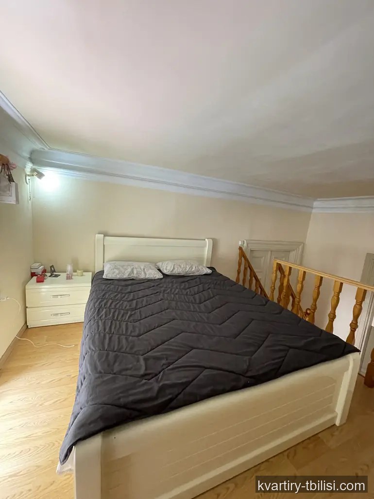 3-bedroom Apartment for rent in Sololaki, Tbilisi, 75 sqm, floor 1/3 — 800 USD/month | Tbilisi Homes