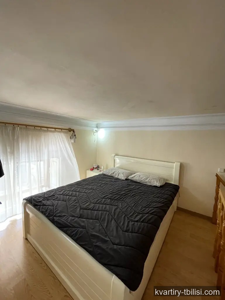 3-bedroom Apartment for rent in Sololaki, Tbilisi, 75 sqm, floor 1/3 — 800 USD/month | Tbilisi Homes