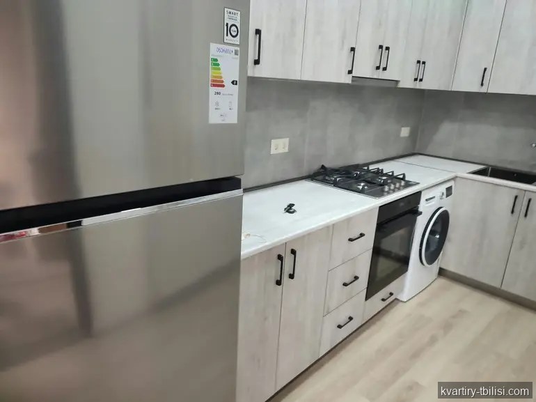 Трёхкомнатная квартира в Сололаки — 1 000 USD/мес | Tbilisi Homes
