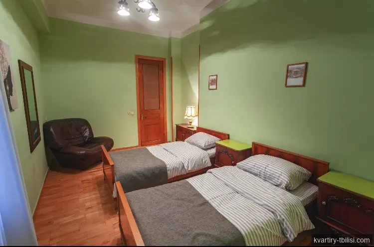 Трёхкомнатная квартира в Сололаки — 650 USD/мес | Tbilisi Homes