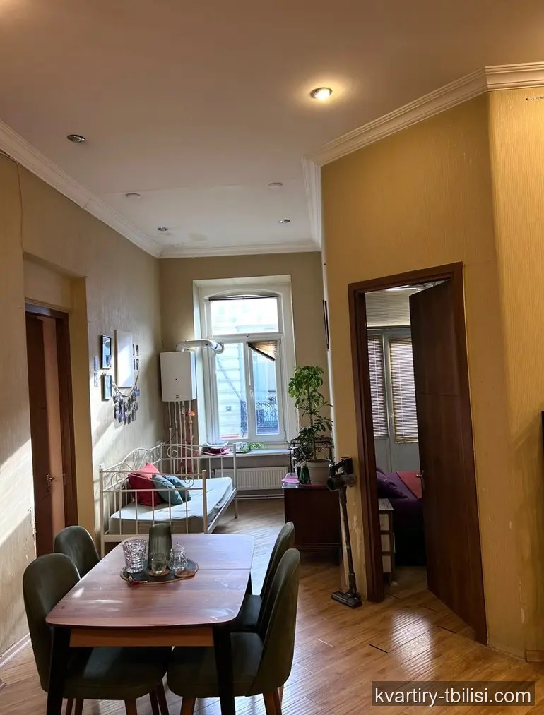 3-bedroom Apartment for rent in Sololaki, Tbilisi, 80 sqm, floor 3/3 — 730 USD/month | Tbilisi Homes