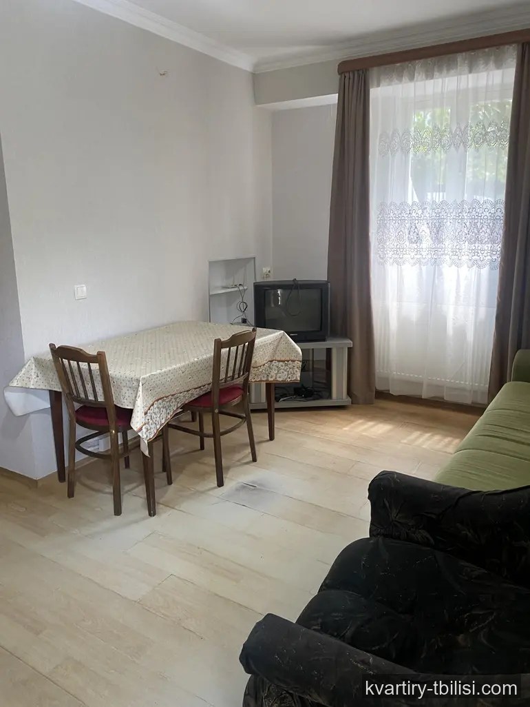 Четырёхкомнатная квартира на Темка — 494 USD/мес | Tbilisi Homes