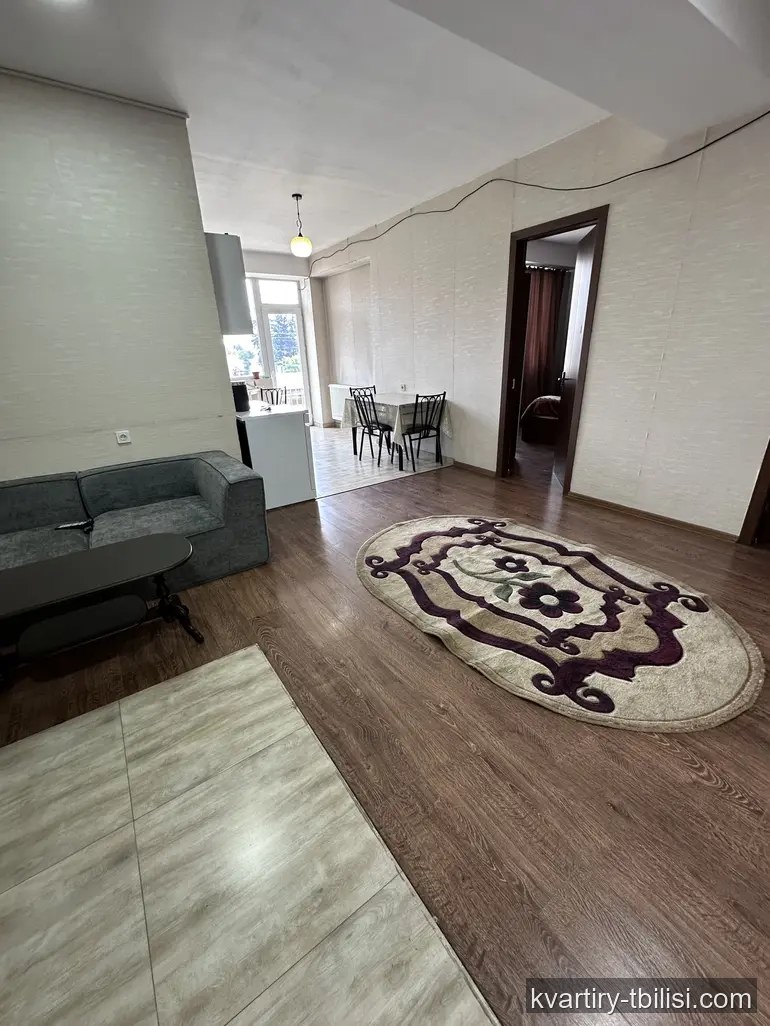 Трёхкомнатная квартира в Третьем массиве — 535 USD/мес | Tbilisi Homes